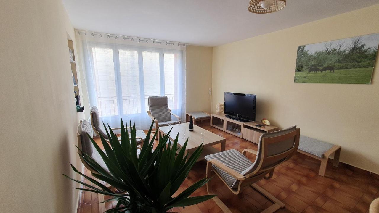 Appartement La Tour Du Sel Aigues-Mortes Exterior foto